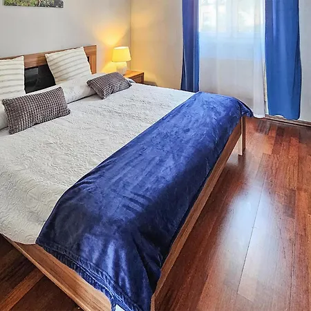 Awesome In With 1 Bedrooms&wifi Rovinj